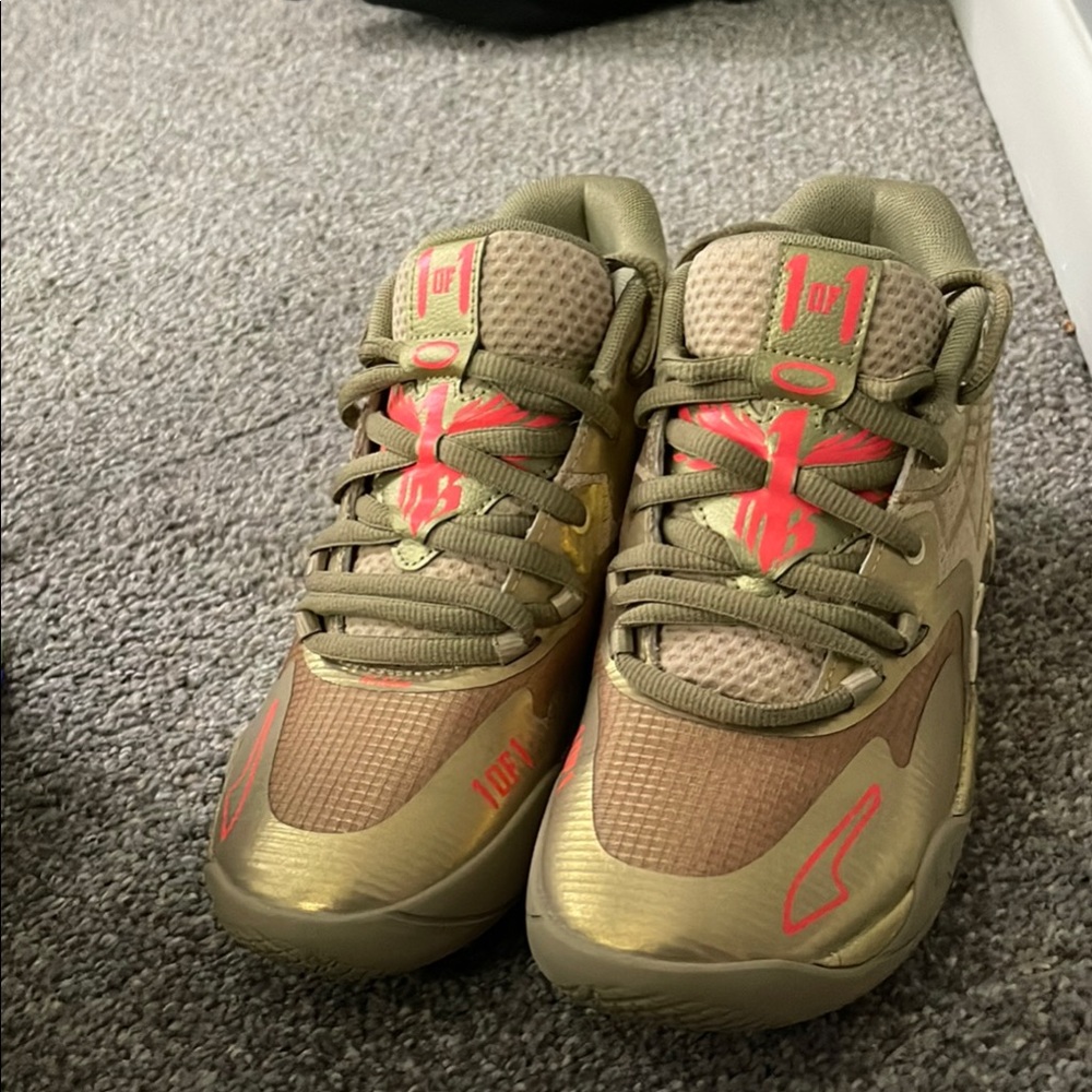 Lamelo basketball shoes